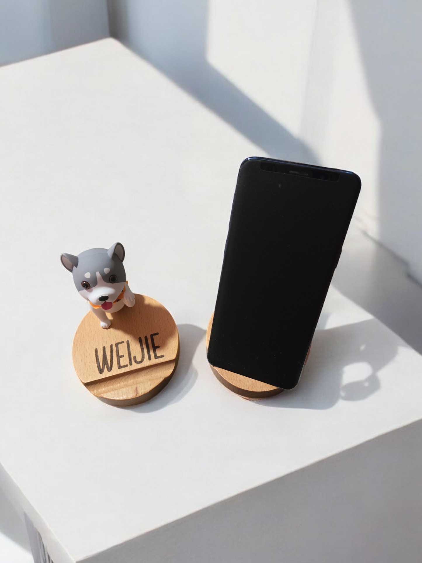 Doggie Phone Stand (Laser Engraved)