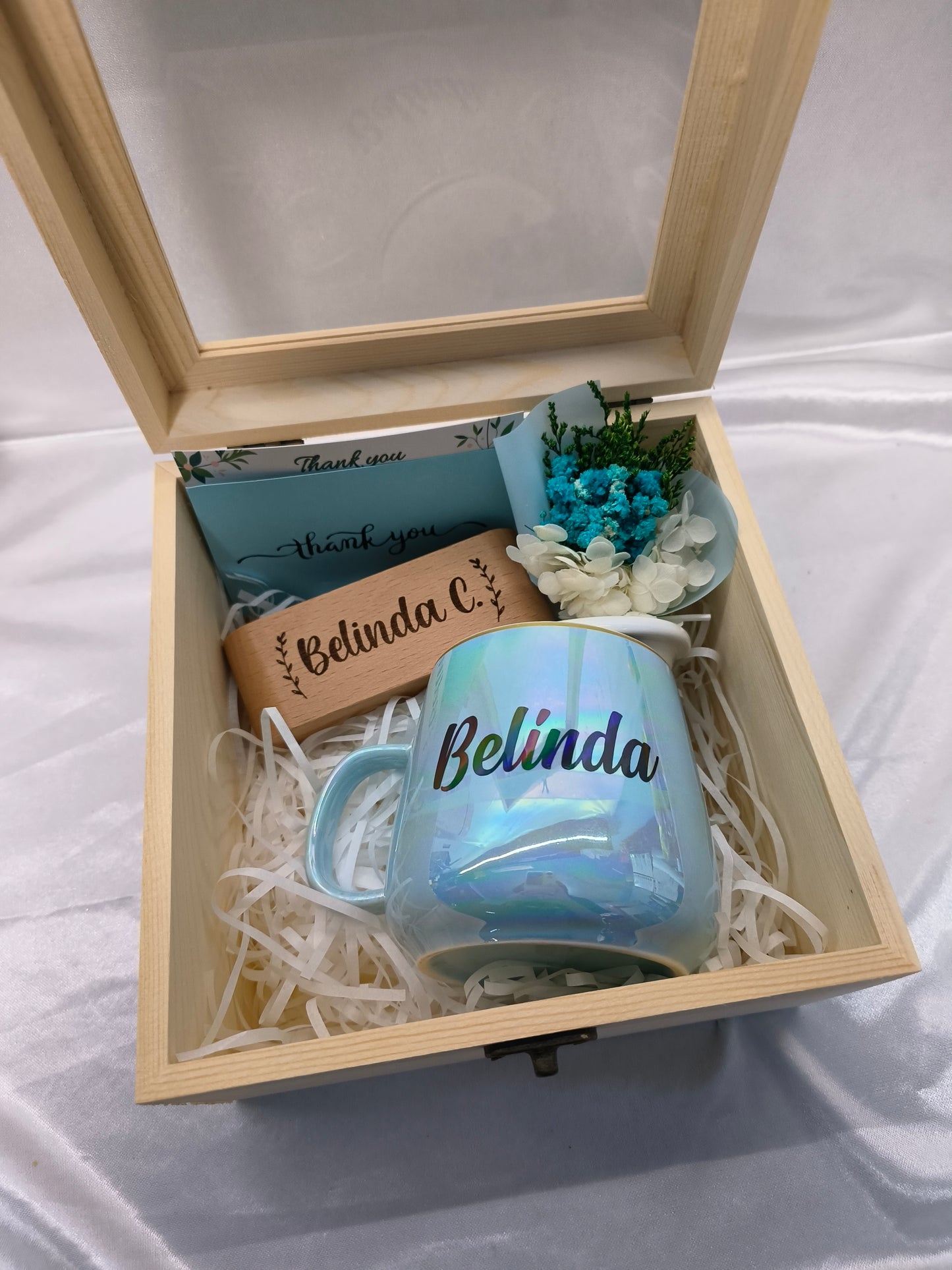 Gift Bundle Set (Iridescent Pearl Mug + Name Card Holder)